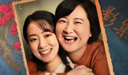 娱乐圈两个人吃瓜的小说,瓜田里的甜蜜邂逅